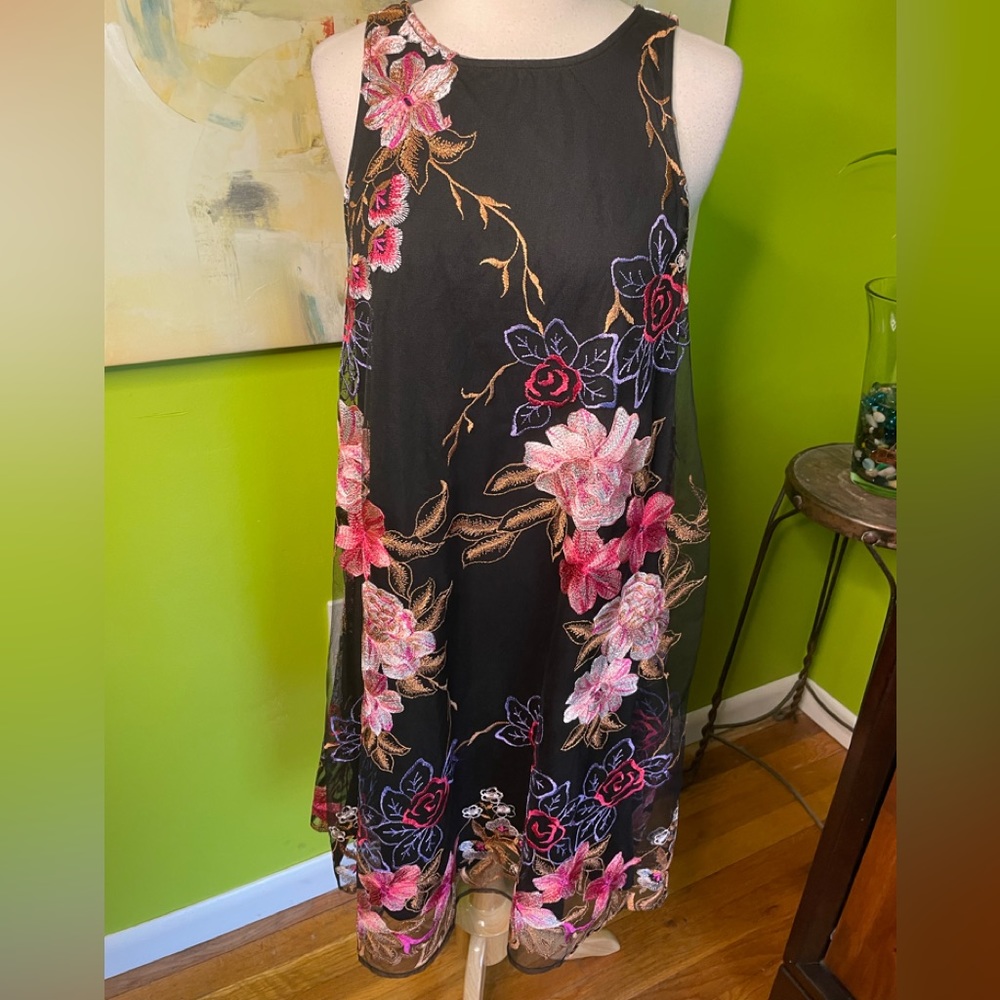 Absolutely gorgeous dress